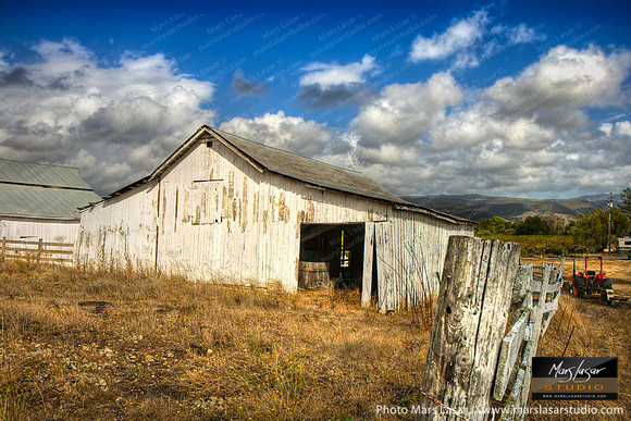 Old Lincoln Barn