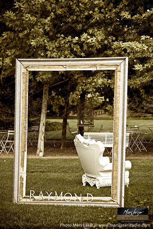 Raymond Outdoor Frame
