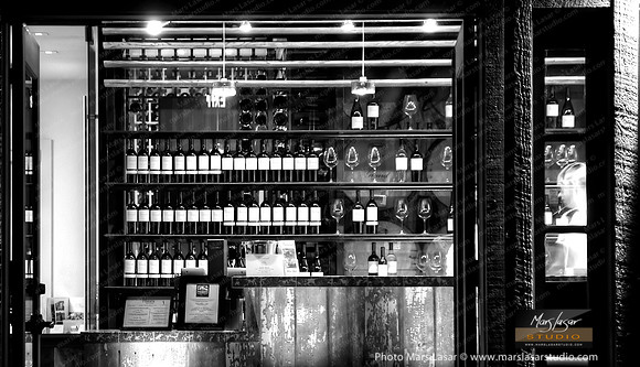 Girard Tasting 3 b&w