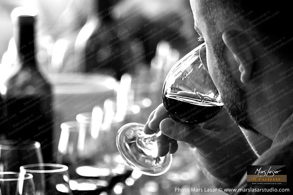 Fine Wine B&W